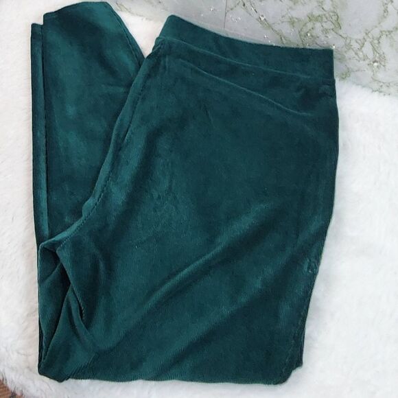 LuLaRoe Soft Green Ribbed Leggings - Picture 1 of 14